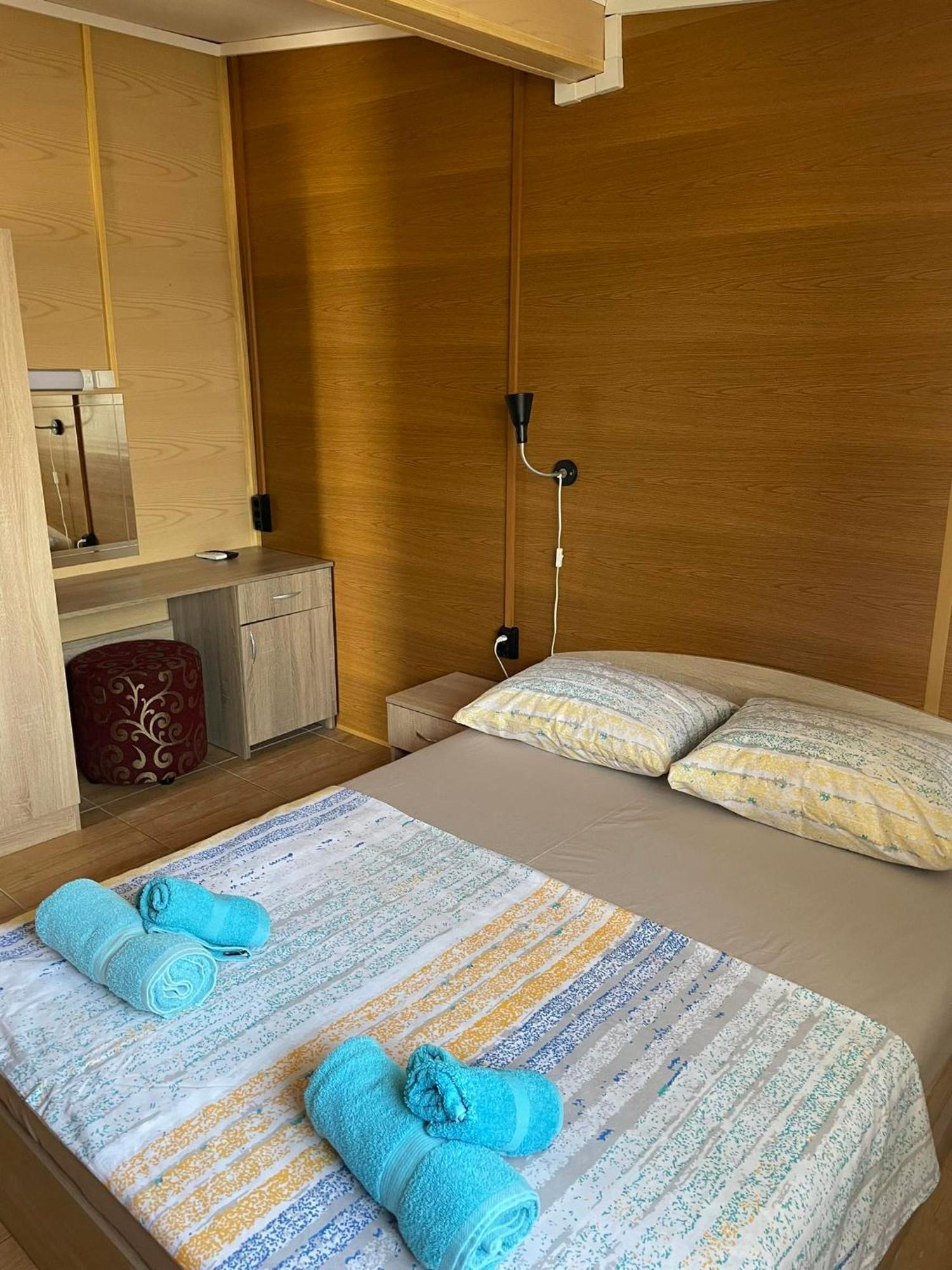 Family Hotel Globus ゴールデンサンド エクステリア 写真