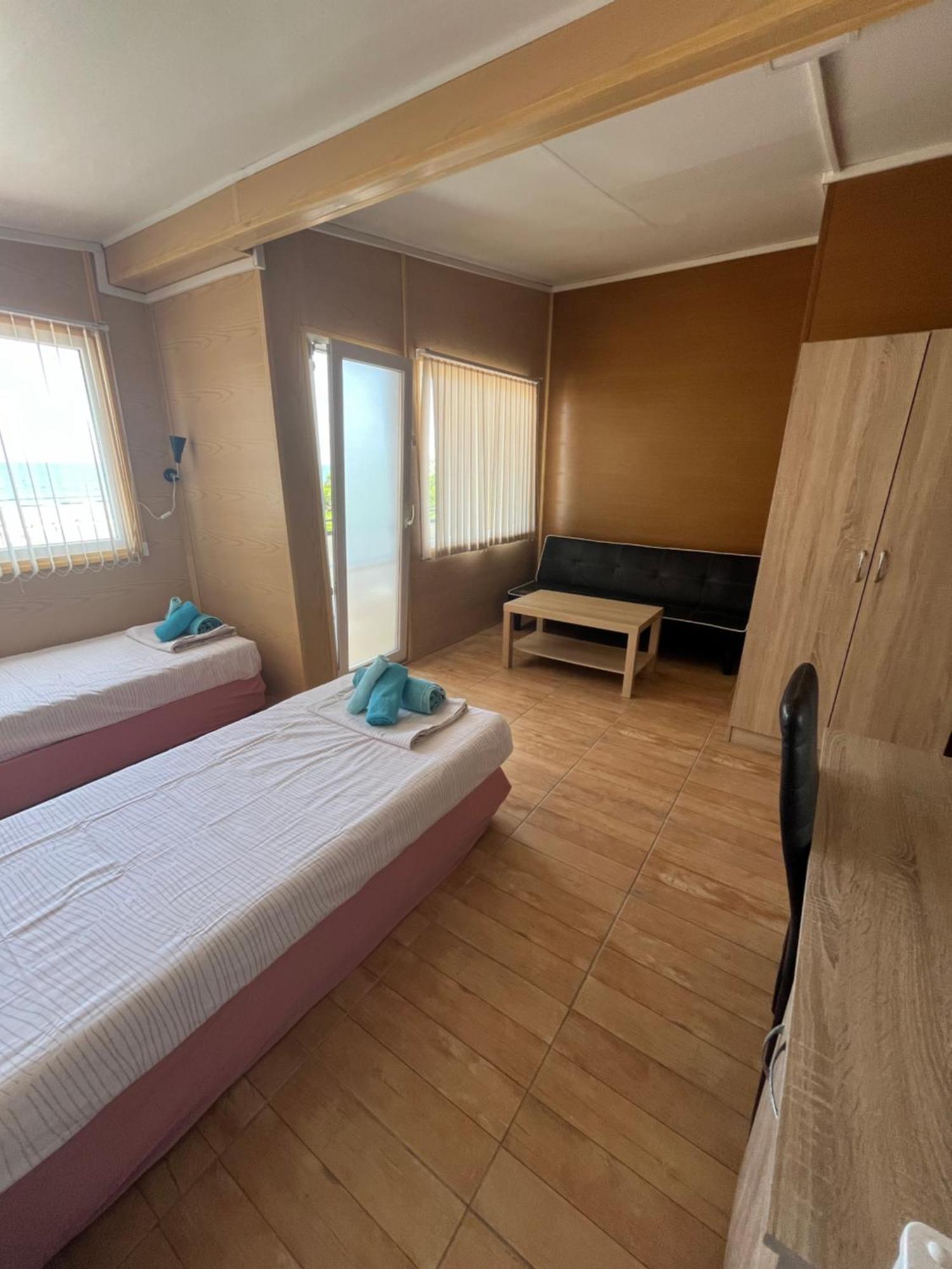 Family Hotel Globus ゴールデンサンド エクステリア 写真